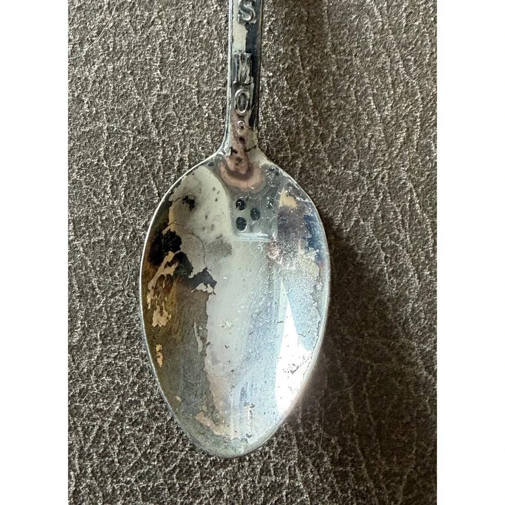 Gateway Arch St. Louis, MO Collectible Spoon Silver Tone Souvenir Silverado Bell